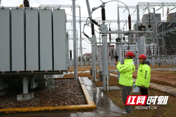 春检保供电丨娄底供电加强设备巡查全力应对雷雨天气(图1)